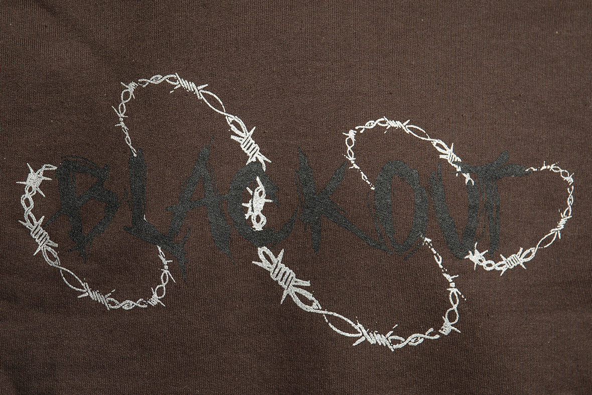 Barbedwire Blackout sweater voorkant close up