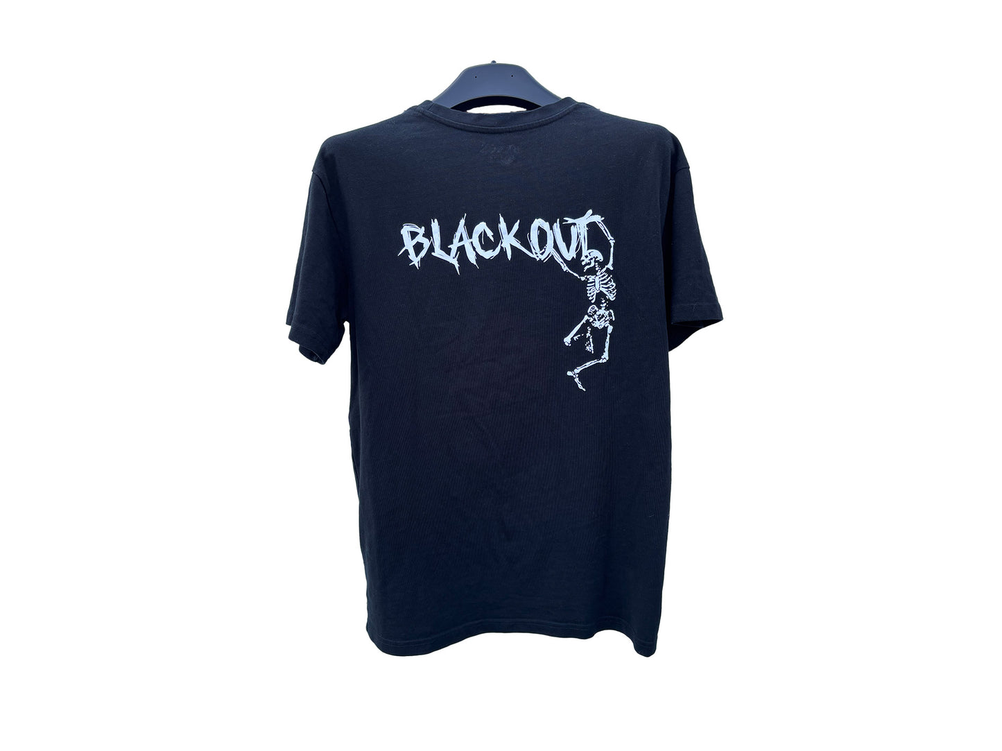 Hanging skeleton Blackout T-shirt